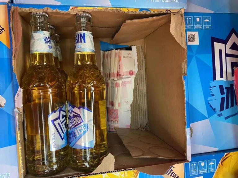 云南海关在14个啤酒箱里发现一千多万现金（2023啤酒箱里发现千万现金）