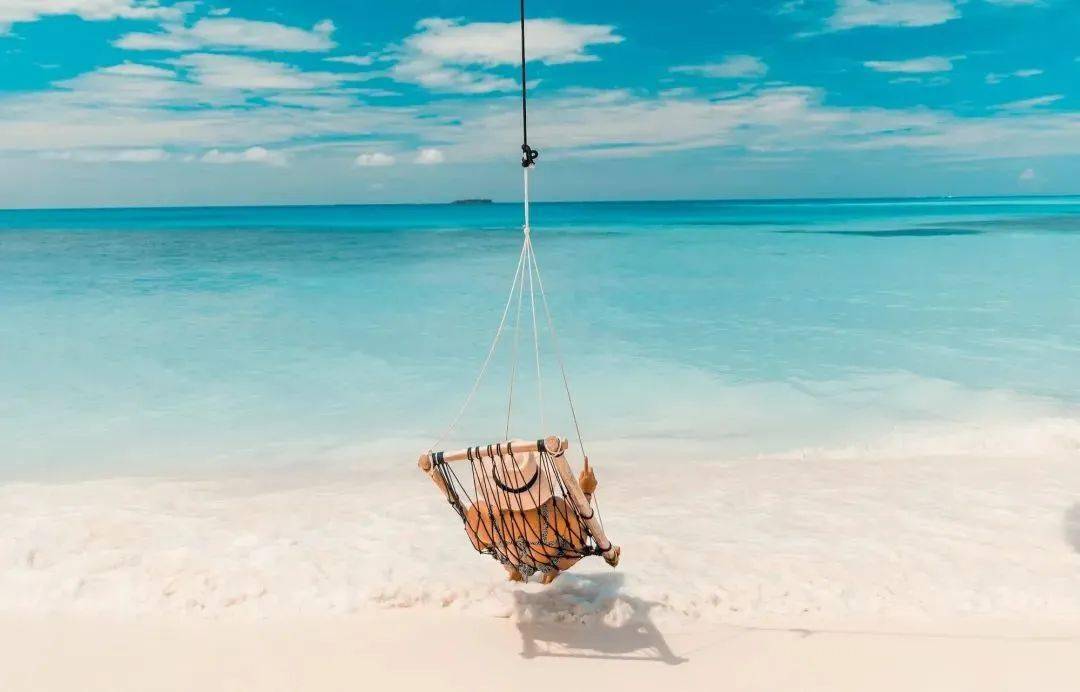 专家称：上四休三工作制或在10年后可能实现（2023上四休三工作制10年后可实现）